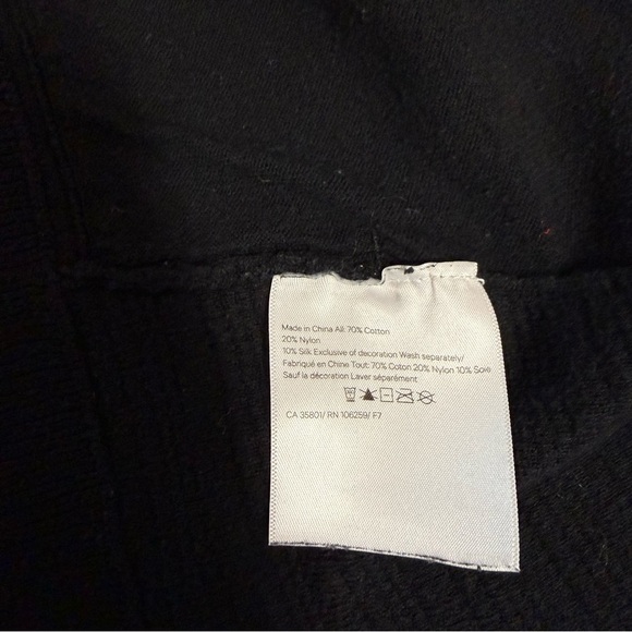Lululemon Find Your Calm Wrap in Black, Size L ? - Picture 9 of 10